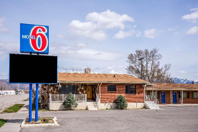 Motel 6 Tremonton image 4
