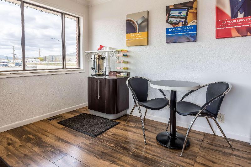Motel 6 Tremonton image