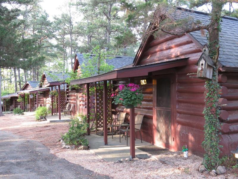 Tall Pines Inn — exterior view
