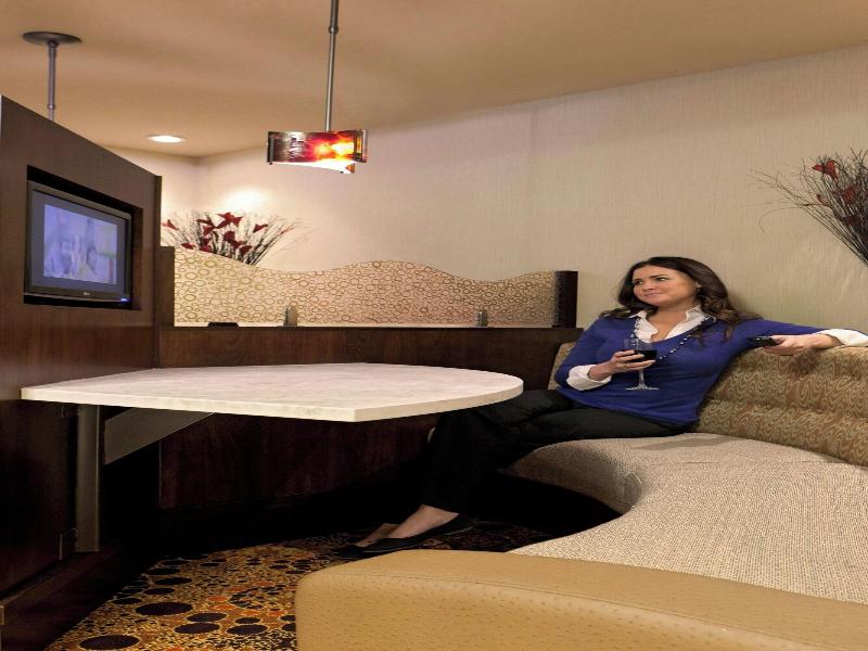 Courtyard By Marriott Newburgh Stewart Airport image