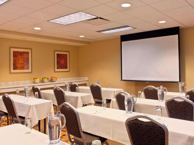 Courtyard By Marriott Newburgh Stewart Airport image