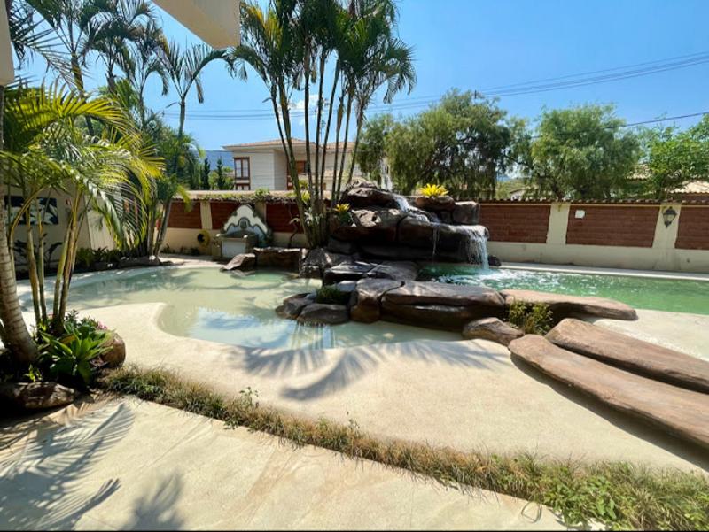 Villa Alferes image