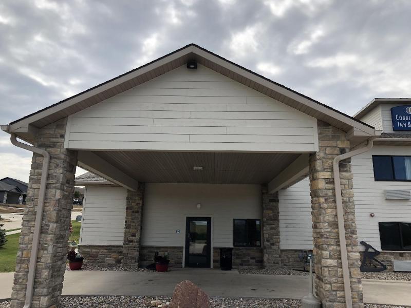 Cobblestone Inn Suites Denison Oak Ridge image