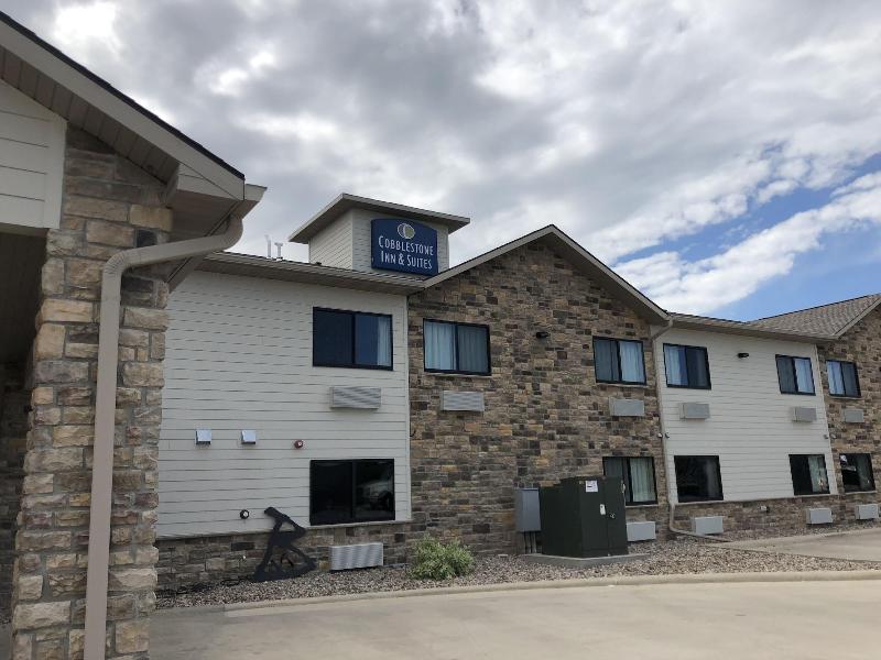 Cobblestone Inn Suites Denison Oak Ridge image