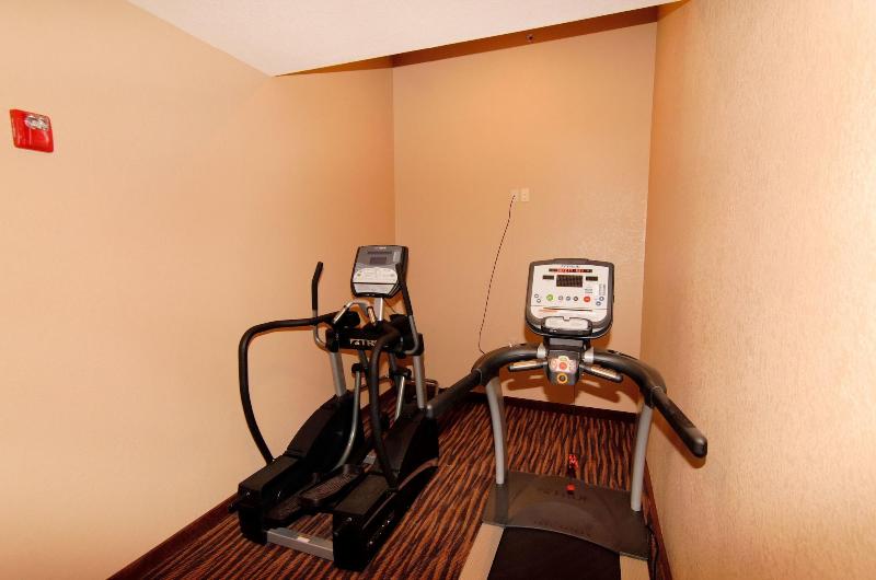 Cobblestone Inn Suites Denison Oak Ridge image
