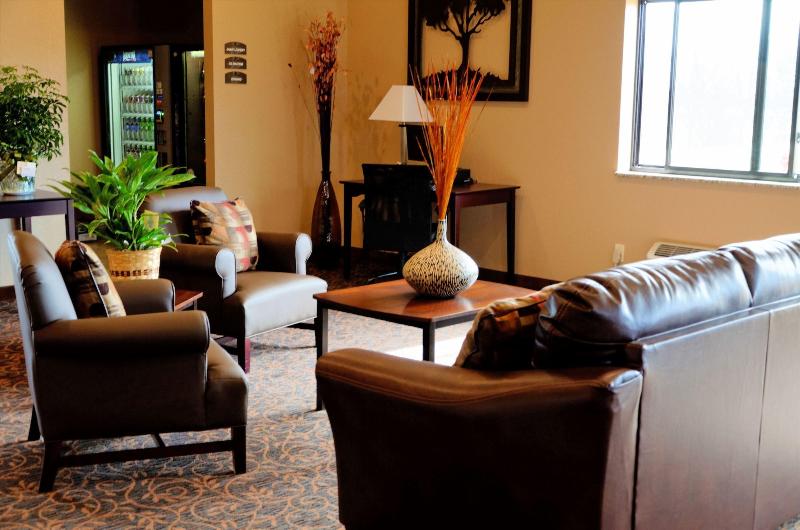 Cobblestone Inn Suites Denison Oak Ridge image