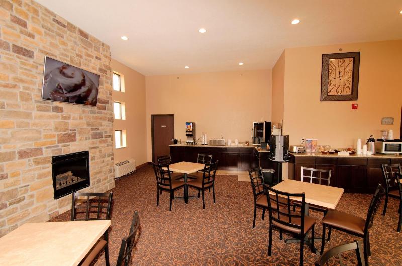 Cobblestone Inn Suites Denison Oak Ridge image