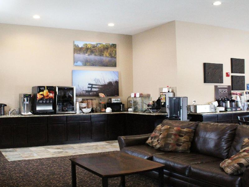 Cobblestone Inn Suites Denison Oak Ridge image