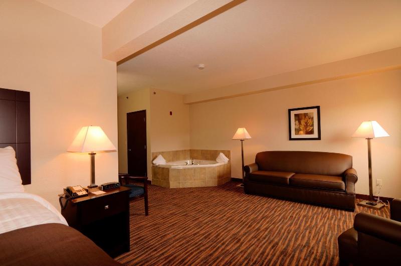 Cobblestone Inn Suites Denison Oak Ridge image