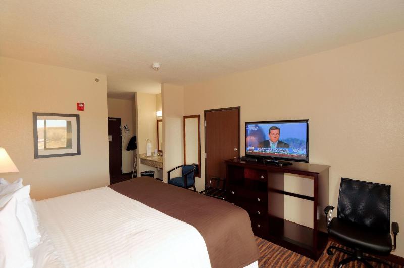 Cobblestone Inn Suites Denison Oak Ridge image