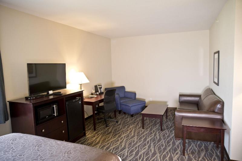 Cobblestone Inn Suites Denison Oak Ridge image