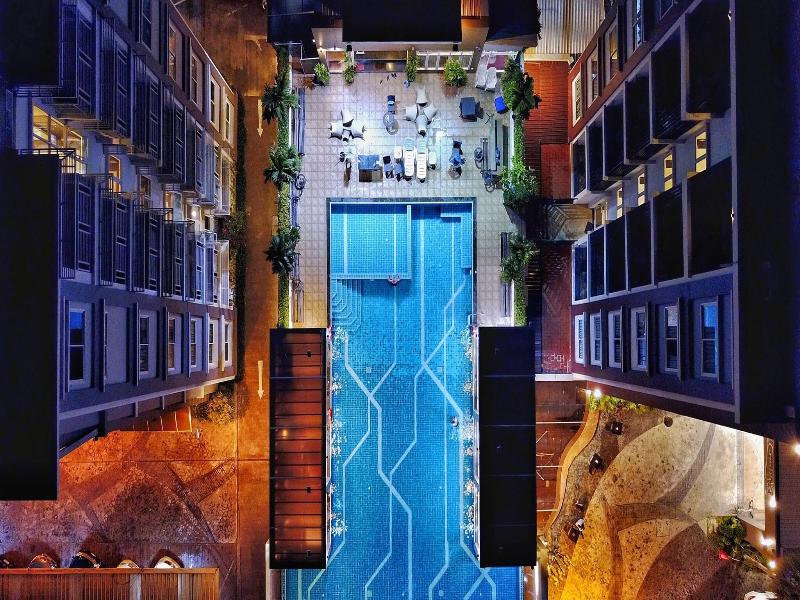 The Contrast Condo image
