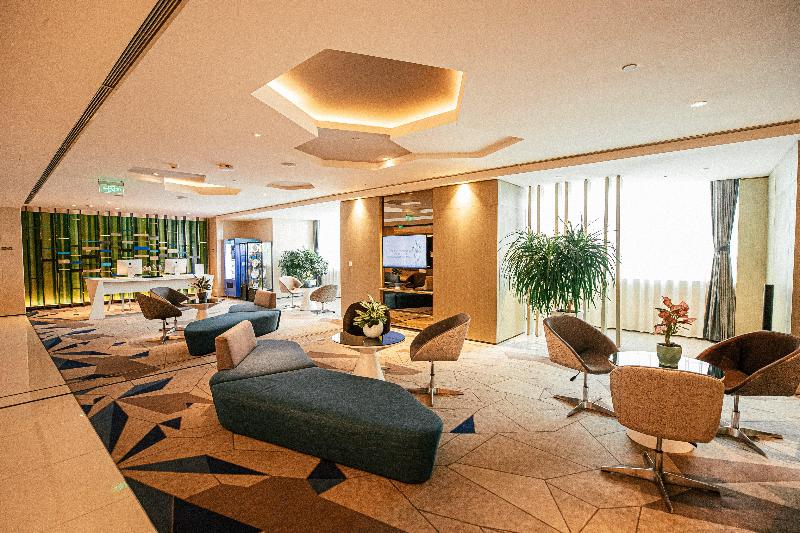 Holiday Inn Express Yingkou Onelong Plaza image