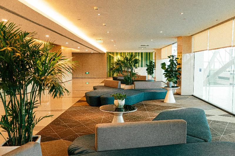 Holiday Inn Express Yingkou Onelong Plaza image