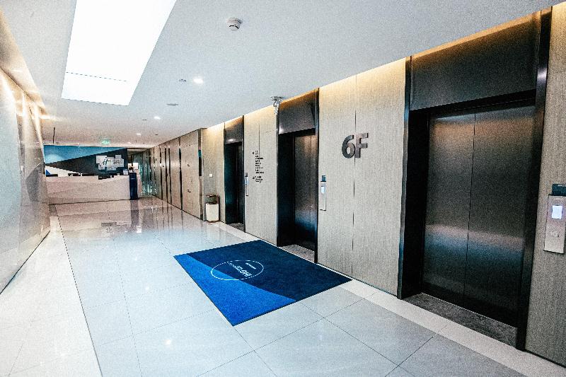 Holiday Inn Express Yingkou Onelong Plaza image