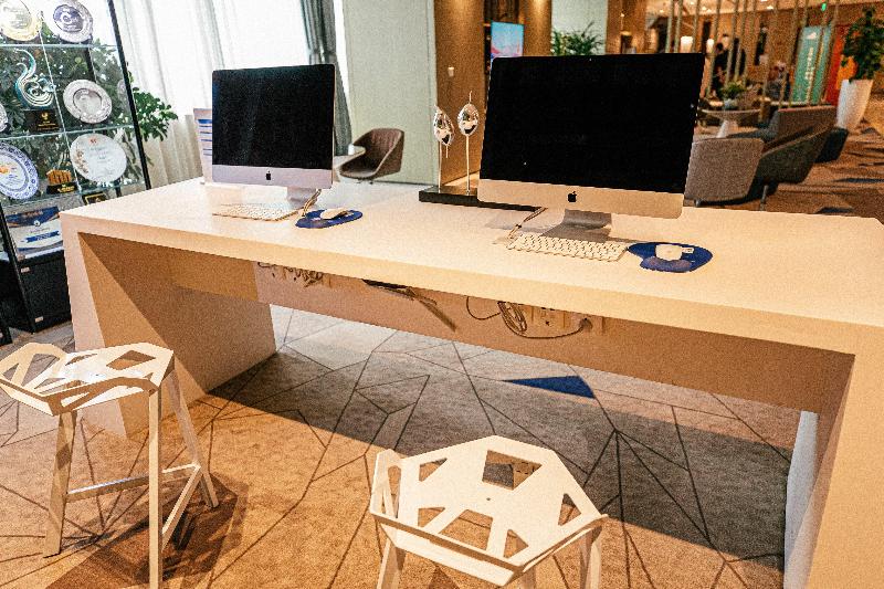 Holiday Inn Express Yingkou Onelong Plaza image
