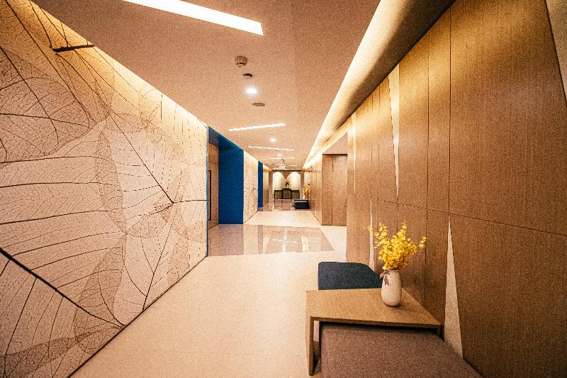 Holiday Inn Express Yingkou Onelong Plaza image