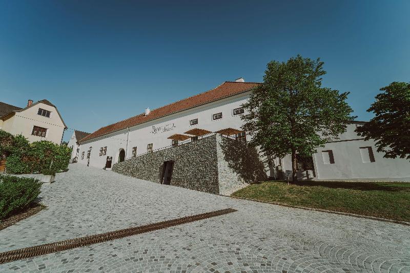 Burghotel Schlaining image