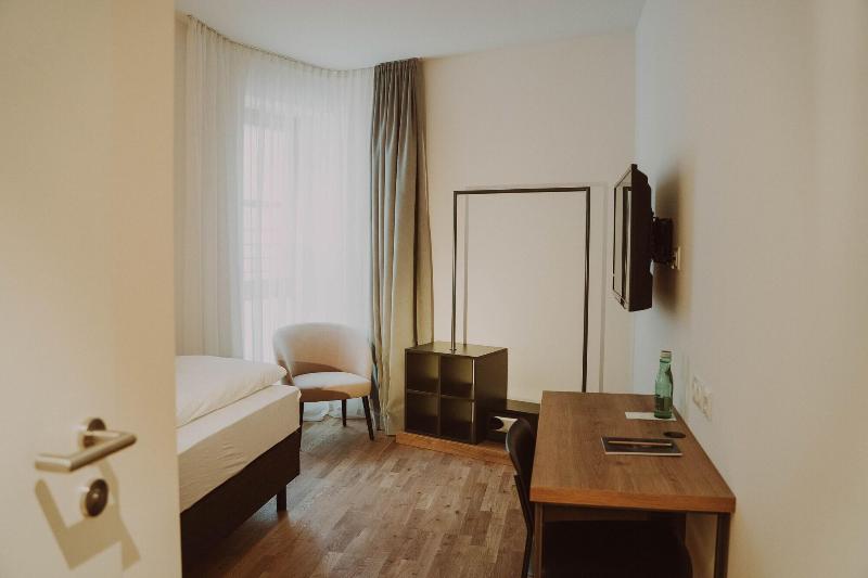 Burghotel Schlaining image