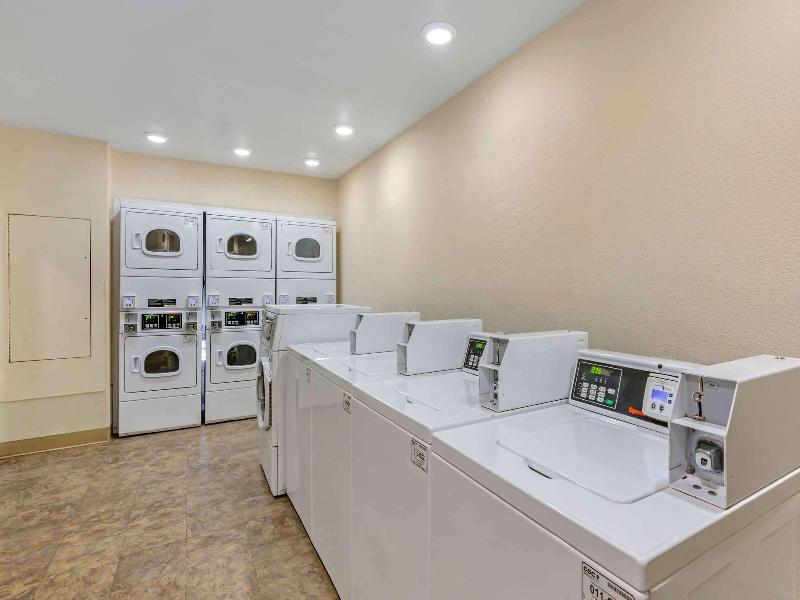 Woodspring Suites Cleveland Mentor image