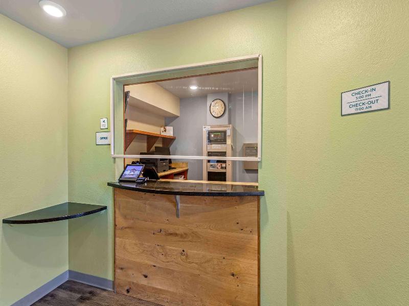 Woodspring Suites Cleveland Mentor image