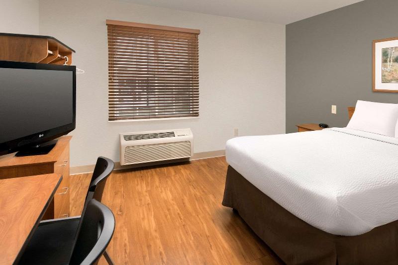 Woodspring Suites Cleveland Mentor image