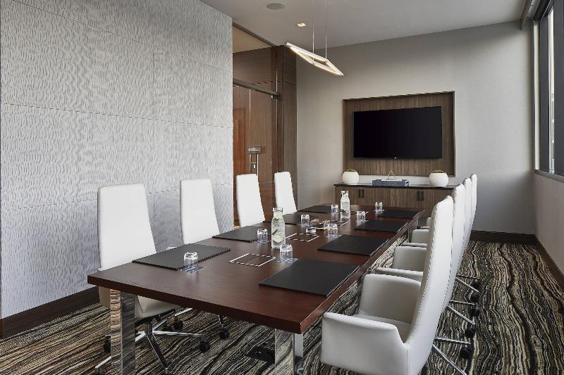 Ac Hotel By Marriott Cleveland Beachwood image