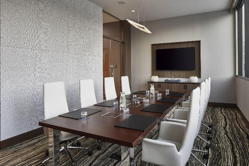 Ac Hotel By Marriott Cleveland Beachwood image