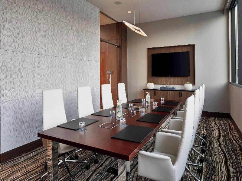 Ac Hotel By Marriott Cleveland Beachwood image