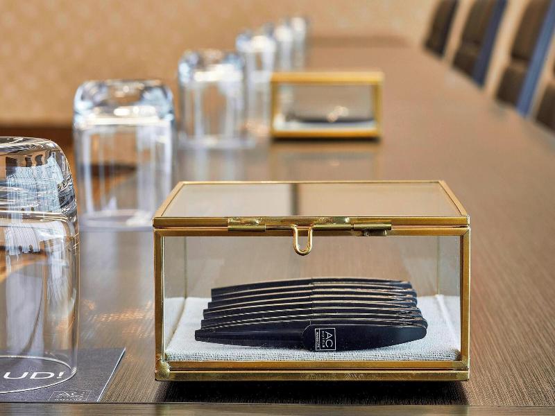 Ac Hotel By Marriott Cleveland Beachwood image