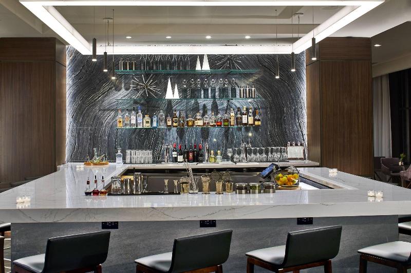 Ac Hotel By Marriott Cleveland Beachwood image
