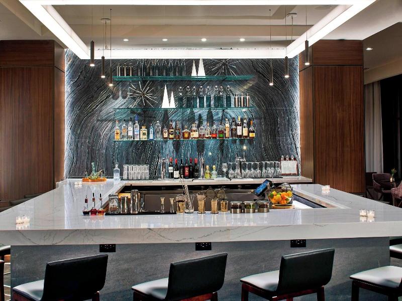 Ac Hotel By Marriott Cleveland Beachwood image