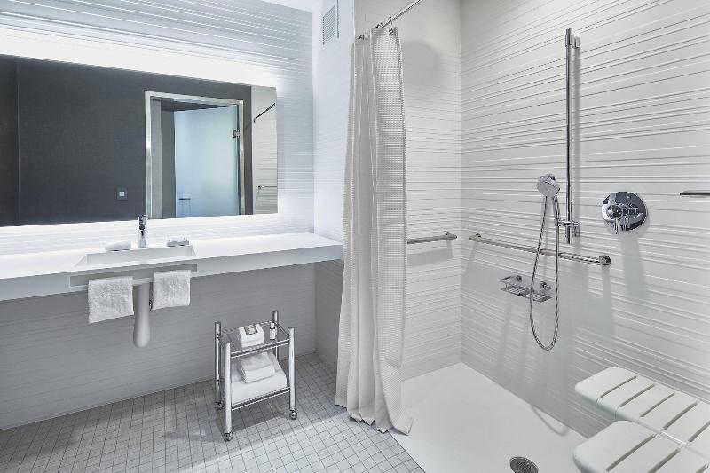 Ac Hotel By Marriott Cleveland Beachwood image
