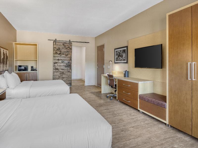 Best Western Bandera Suites & Saloon image