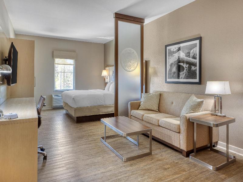 Best Western Bandera Suites & Saloon image