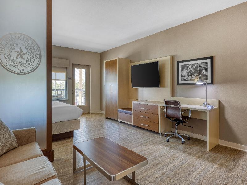 Best Western Bandera Suites & Saloon image