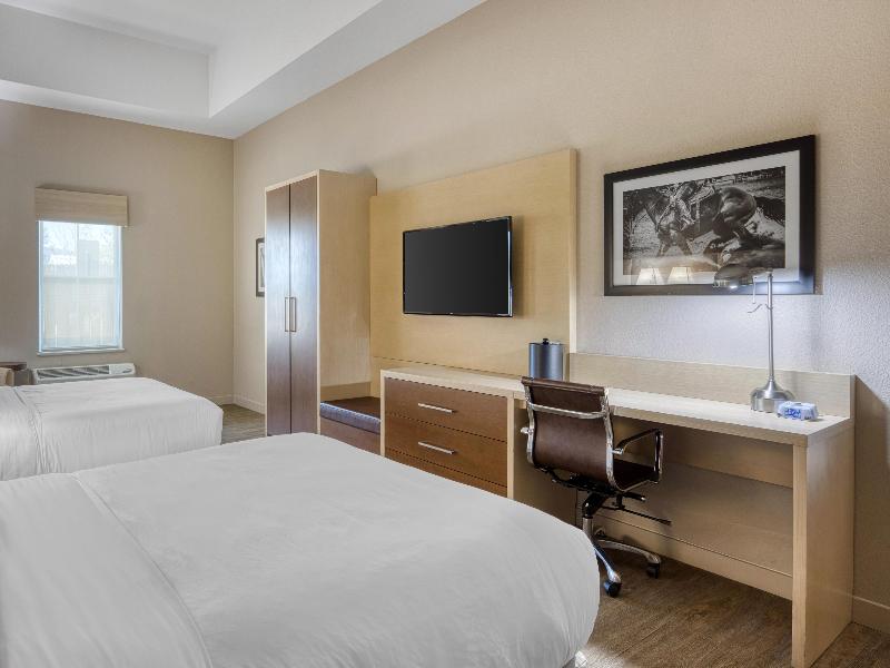 Best Western Bandera Suites & Saloon image