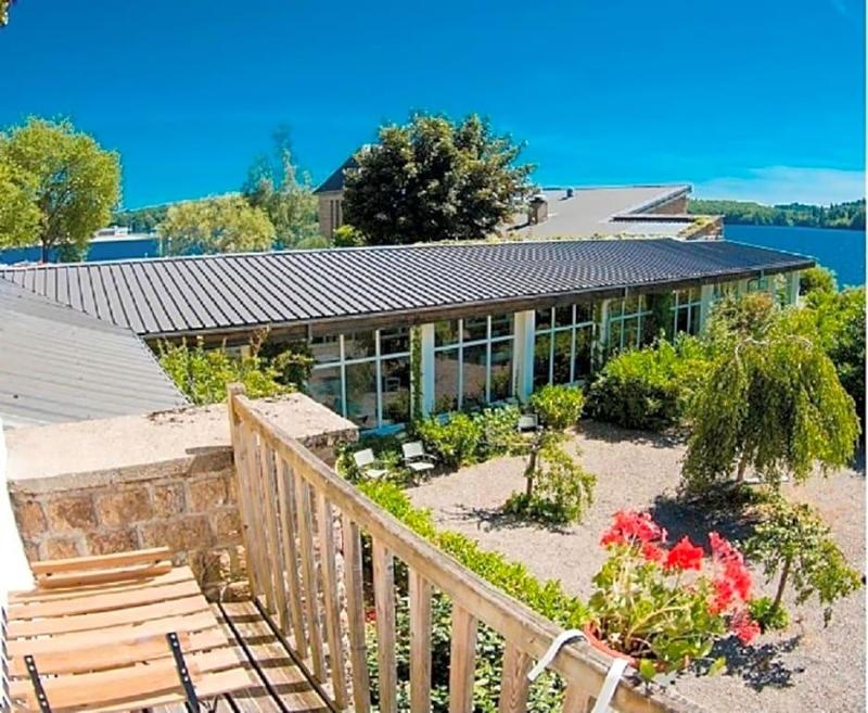 Hotel du Lac image