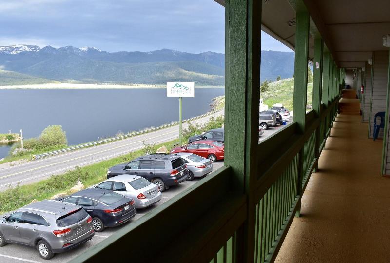 Lake View Suites image