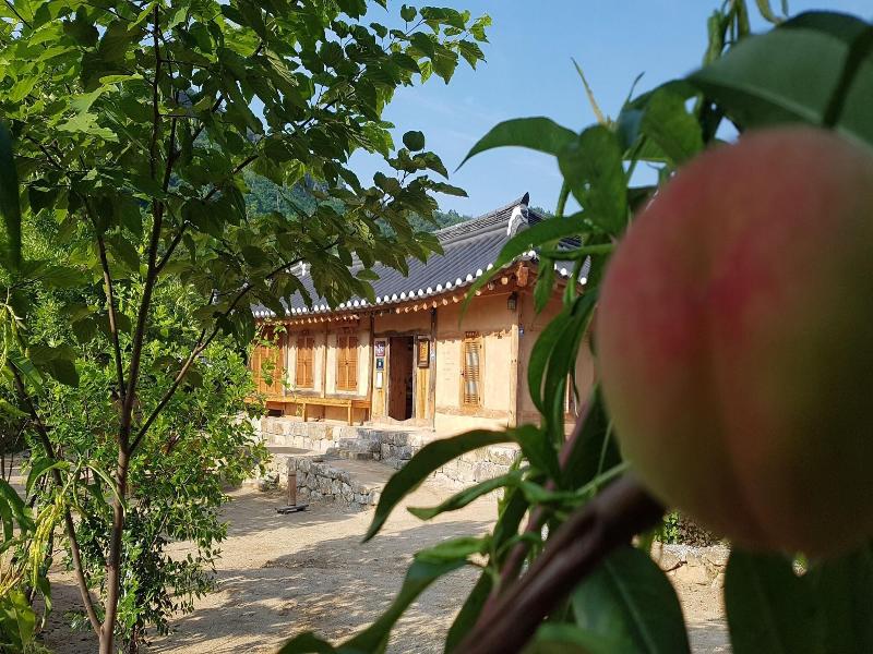 Jukheon Traditional House