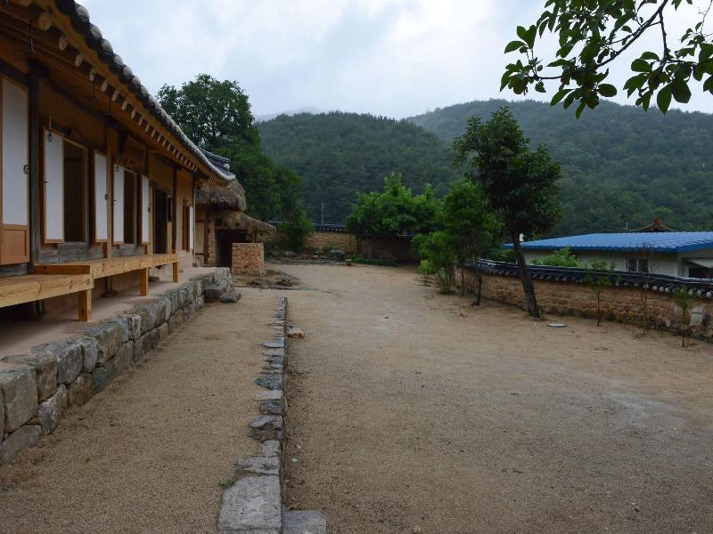 Jukheon Traditional House image