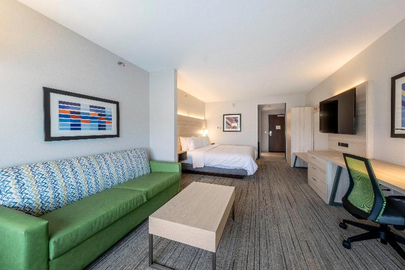 Bed room