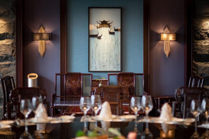 Oriental Ventura Hotel — restaurant