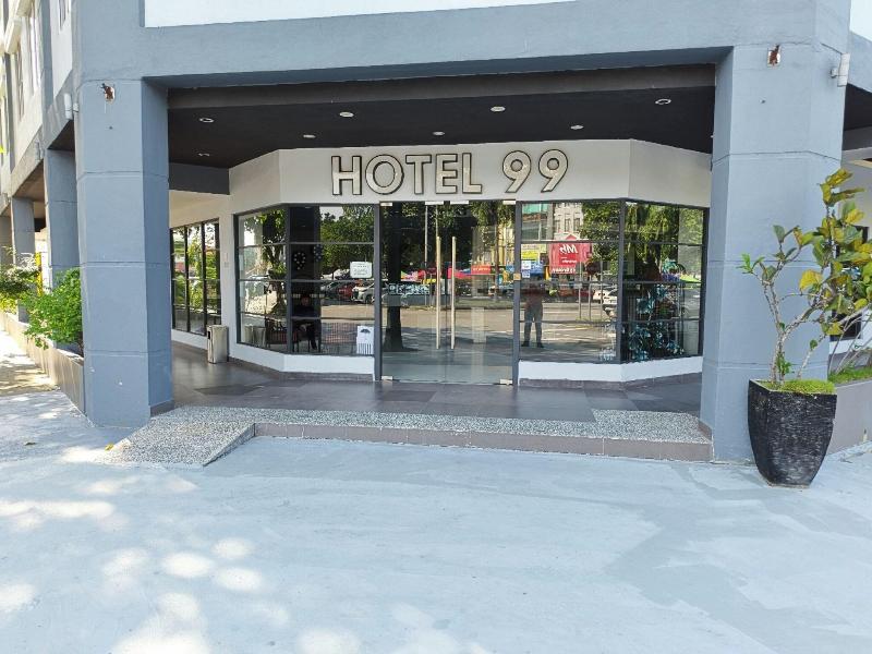 Hotel 99 KOTA KEMUNING image