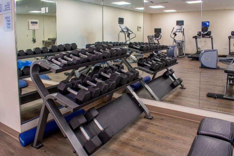 Holiday Inn Express & Suites Yorkville photo 14
