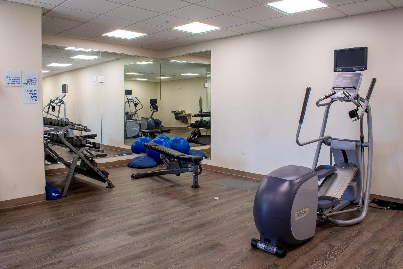 Holiday Inn Express & Suites Yorkville photo 18