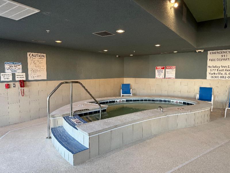 Holiday Inn Express & Suites Yorkville image