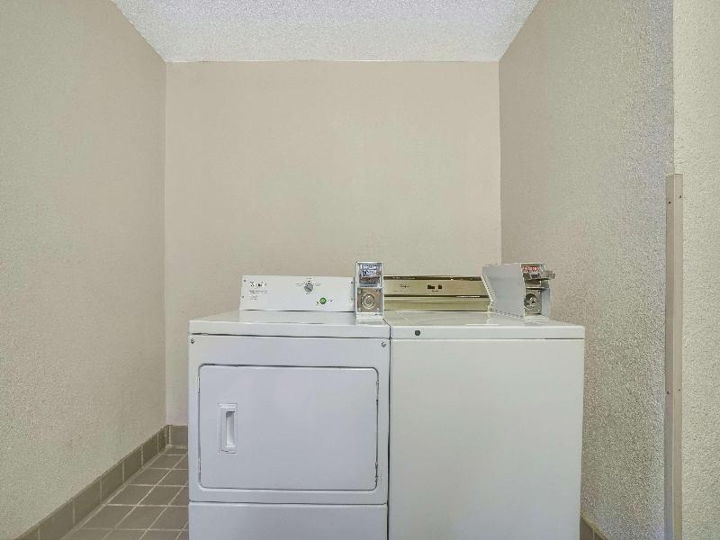 Motel 6 Morehead image