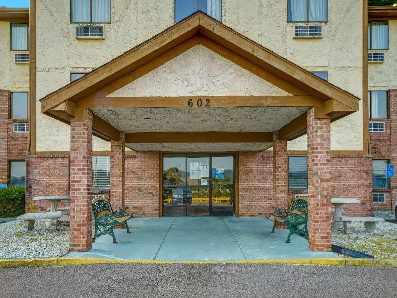 Motel 6 Morehead image