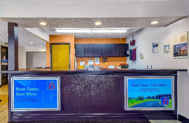Motel 6 Morehead image